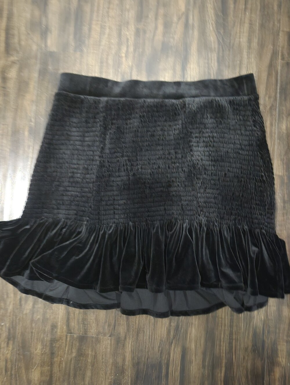 Torrid Black Stretch Crushed Velvet Smocked Tiered Ruffle Mini Skirt 3X / 3